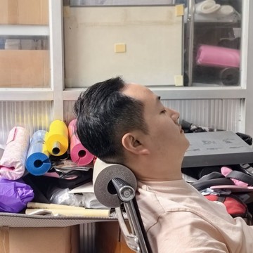 隔日💥辦公椅靠頭枕午休神器護頸託椅子仰睡枕頸枕脖子小枕頭便攜頸椎枕