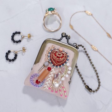 小巧珠繡口金包 No.99 櫻花粉 × 紗布 項鍊・包飾皆可 配件收納盒