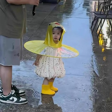 楓葉強推🔥飛碟雨衣 小黃鴨鬥篷式雨傘帽 小孩網紅寶寶雨衣 雨衣 卡通輕巧雨衣