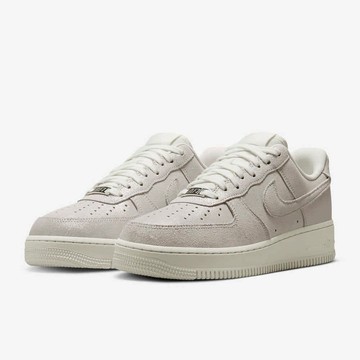 NIKE WMNS AIR FORCE 1 07 SE 女 休閒鞋 HQ3499100