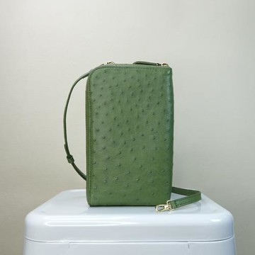 【M2ND】綘貝珍稀鴕鳥皮多功能隨身包(綠-T9438A)