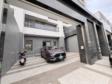 A5蒔上豐閣全新2房2衛｜戶外空間可停2平車｜高雄市岡山區白米路