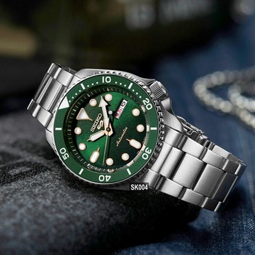 SEIKO精工 5 SPORTS機械錶42.5㎜綠面金標 SK004(SRPD63K1/4R36-07G0G)