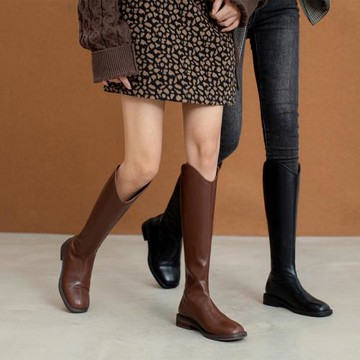 2025年新款秋冬季平底后拉鏈棕色不過膝長靴女方頭顯瘦高筒騎士靴