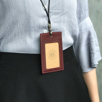 酒紅色小牛皮 皮革證件套 全手工識別證套 可附頸繩悠遊卡套