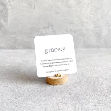 原木與黃銅珠的名片架