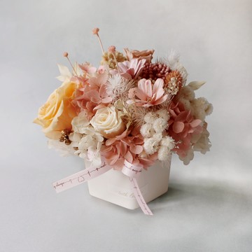 [3日內出貨]【艾立蛋糕】永生花禮盒(小)