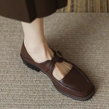 百搭軟皮平底鞋小皮鞋英倫風復古日系大碼女鞋40單鞋41胖寬肥腳43