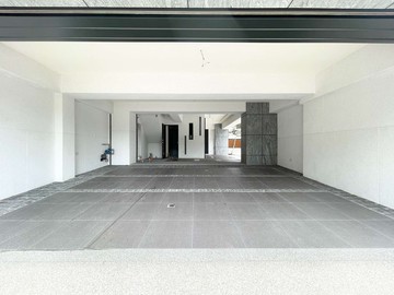 東方大千｜單元二臨路電梯別墅｜3年屋大地坪四車豪邸｜台中市南屯區龍富十六街