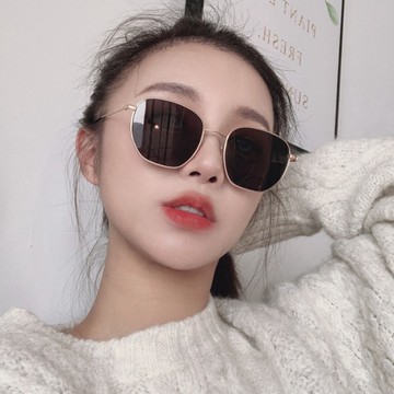 年度最新網紅款潮抗UV太陽眼鏡 72210標檢局D74321