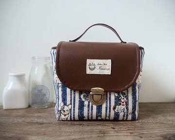 | 大相機包 | 類單小單眼相機包 厚鋪棉 (藍條紋 法鬥) BZ70