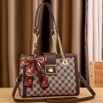 香港鏈條包女春夏百搭高級感托特包女大容量腋下單肩大包2025新款