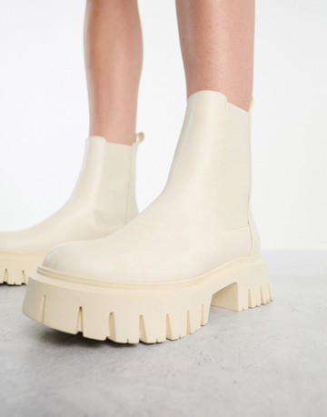 ASOS DESIGN Anthem chunky chelsea boots in off-white