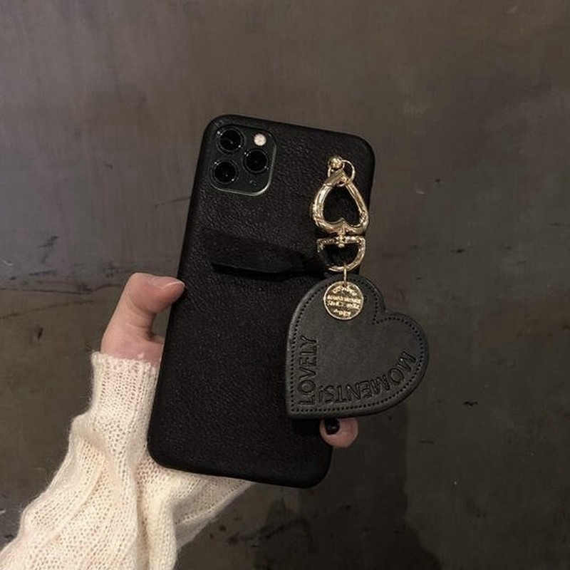 Iphoneケース ハート 可愛い 韓国 流行り 女子 黒 スマホケース ガーリー アイフォンケース おしゃれ アイホン 11 テンアール カバー 12 Se2 かわいい 8 通販 Lineポイント最大0 5 Get Lineショッピング