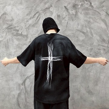 歐美高街暗黑系涂鴉十字架印花短袖T恤男ins復古潮牌嘻哈寬松半袖