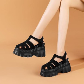 10CM厚底包頭高跟鞋夏季新款真皮外穿運動坡跟涼鞋黑色松糕底女鞋