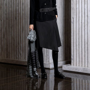 活褶斜擺毛料裙