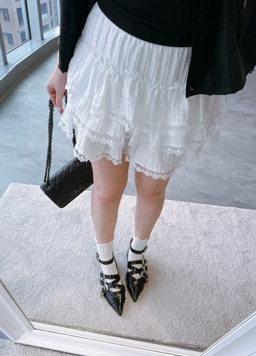 小花蕾絲蛋糕短裙
