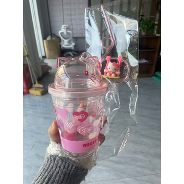 ✨臺灣出貨✨新款網紅超可愛盪鞦韆的凱蒂貓周邊水杯家用帶Hello Kitty水杯