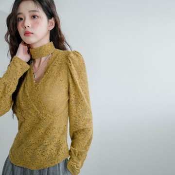 現貨★水貂毛感掛脖V領蕾絲彈力透膚上衣(共6色)1231 【NP4086】