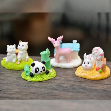新品四季動物模型擺件卡通樹脂小鹿熊貓兔子微景觀盆栽蛋糕裝飾品