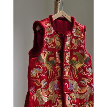 新年紅色刺繡馬甲重工背心加厚棉外穿保暖拜年服大碼盤扣改良唐裝