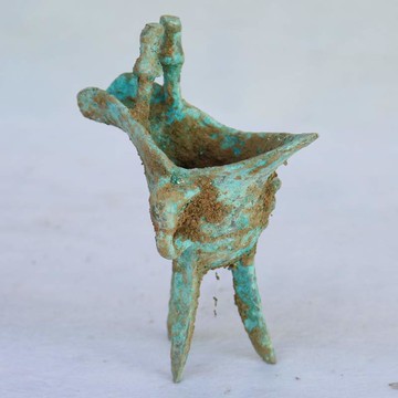 古玩青銅器金屬工藝品家居辦公裝飾擺件三角杯仿春秋戰國酒樽1入