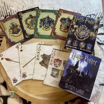 現貨 禮物 正版  🧙‍♂️ 哈利波特 Harry potter  我的世界 撲克牌 兒童 過年 桌遊 卡片 撲克 紙牌