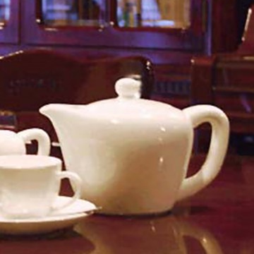 【柳宗理】 骨瓷茶壺1.4L