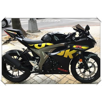 彩貼藝匠 2018 GSX-R 150 原廠字體蓋色（黑車專用）3M反光貼紙 ORACAL螢光貼 拉線設計 裝飾