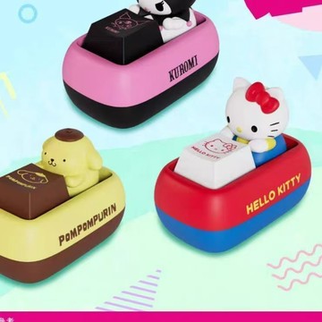 ✨桃園出貨✨Hello Kitty新品 美樂蒂 鍵盤按鍵 解壓玩具｜可愛卡通按鈕｜療癒小物｜桌面擺飾