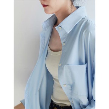 XINER 淡藍長袖襯衫女慵懶風oversize不易皺2024年春季休閑襯衣