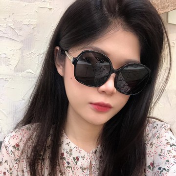 Dior 時尚典雅太陽眼鏡 搶眼菱格金屬鏡臂 Diorama8F 807 黑框面深灰鏡片