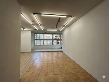 @范芯瑈@左營｜果貿｜超大2+1房｜高雄市左營區果峰街