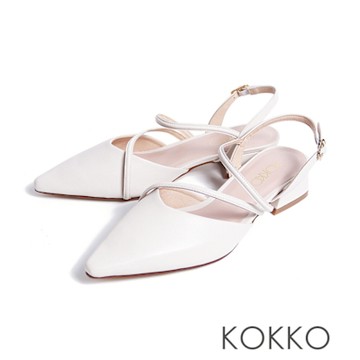 KOKKO優雅摩登線條感尖頭後拉帶包鞋白色