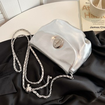 Bag House👜 小香風女包小衆包包女鏈條韓係小挎包百搭2025春夏新款雲朵斜挎包