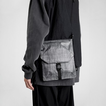 Fyber Forma Layer X-Pac 掀蓋隨⾏包