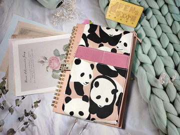 日本限量布粉底大熊貓書綁筆袋-綁帶型筆袋-束書筆袋-拉鍊束帶袋