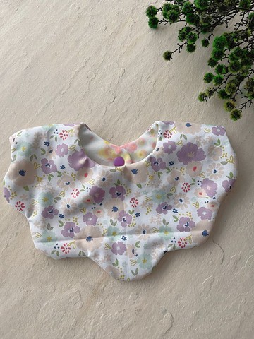 先是紫花開     手工純棉六層紗花瓣圍兜口水巾