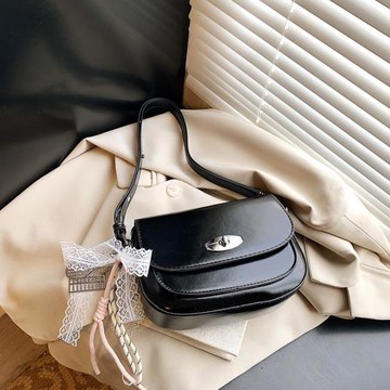 跨境火爆小包包女式2025新款春夏季百搭斜挎包時尚超火單肩腋下包