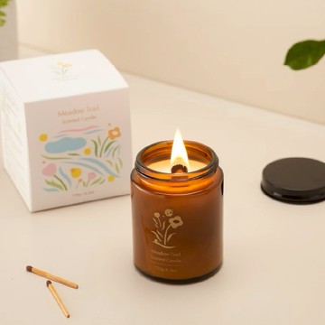 🚀 快速出貨｜兩款可選【璞草園】淺山漫香 精油蠟燭120g（清恬小徑／馥郁漫步）｜香氛蠟燭｜空間香氛｜居家香氛｜生日禮物｜聖誕禮物｜交換禮物