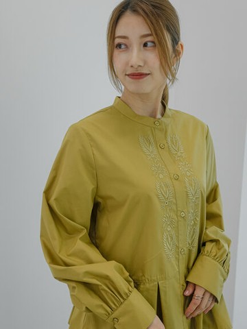 精緻刺繡圖案襯衫(FC34L0A0380) - Te chichi