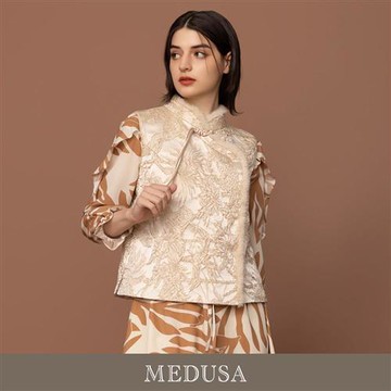 現貨【MEDUSA 曼度莎】中式金絲緹花毛邊鋪棉背心外套（M-2L）｜女鋪棉外套 小禮服外套