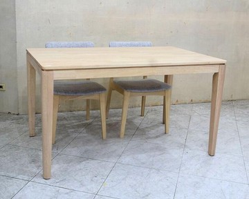 歐風別館達卡山毛櫸色全實木餐桌基隆至台中免運費