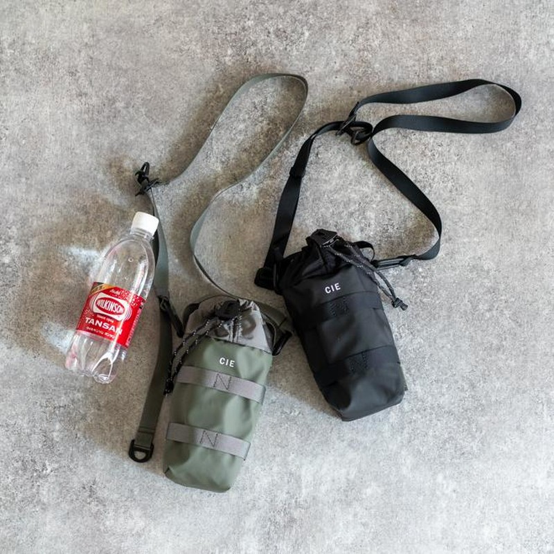 【待望★】 CIE シー GRID3 BOTTLE SHOULDER BAG ペットボトルホルダー エコバッグ・サブバッグ