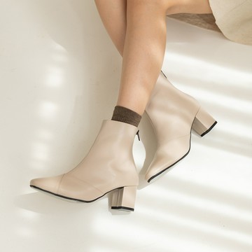 第三人稱方頭襪靴-裸米。Bubble Nara波波娜拉 UC4202