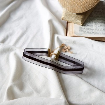 fillings 黑色絲絨透明頸鏈