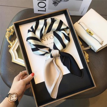 韓版黑白琴鍵100%桑蠶絲真絲絲巾女裝飾圍巾披肩杭州絲綢70cm方巾