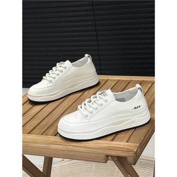 韓版平底真皮小白鞋女2025春季新款軟面百搭軟底透氣系帶休閑板鞋