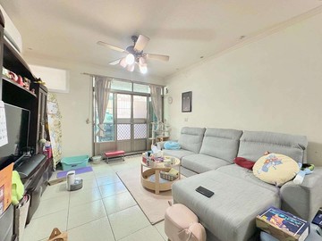 衛武營｜五塊厝｜輕軌凱旋武昌｜漂亮公寓｜高雄市苓雅區凱旋三路